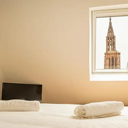 Nid Cosy Au Centre Ville, Vue Magique Cathedrale Apartment